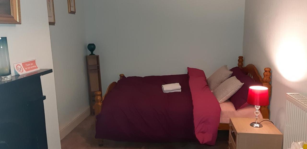 Phoenix Nights Guest House Barrow-in-Furness Exteriör bild