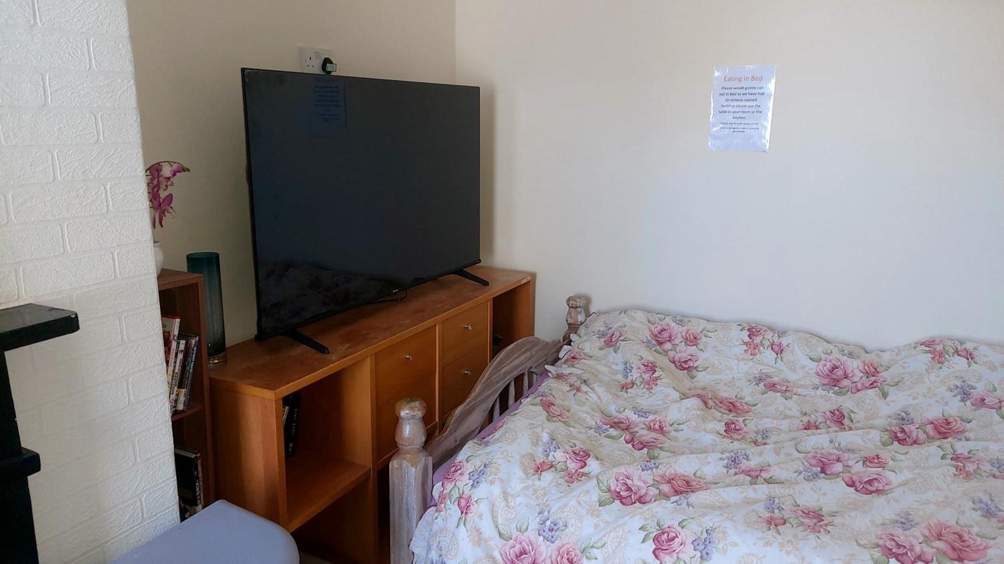 Phoenix Nights Guest House Barrow-in-Furness Exteriör bild
