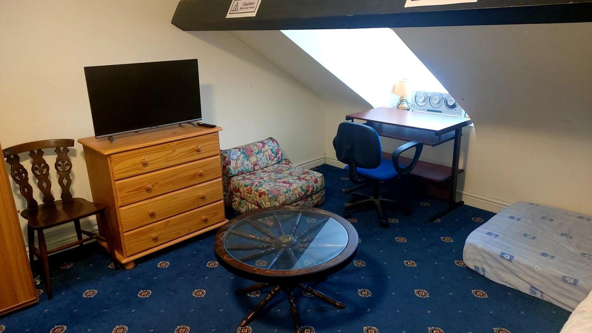 Phoenix Nights Guest House Barrow-in-Furness Exteriör bild
