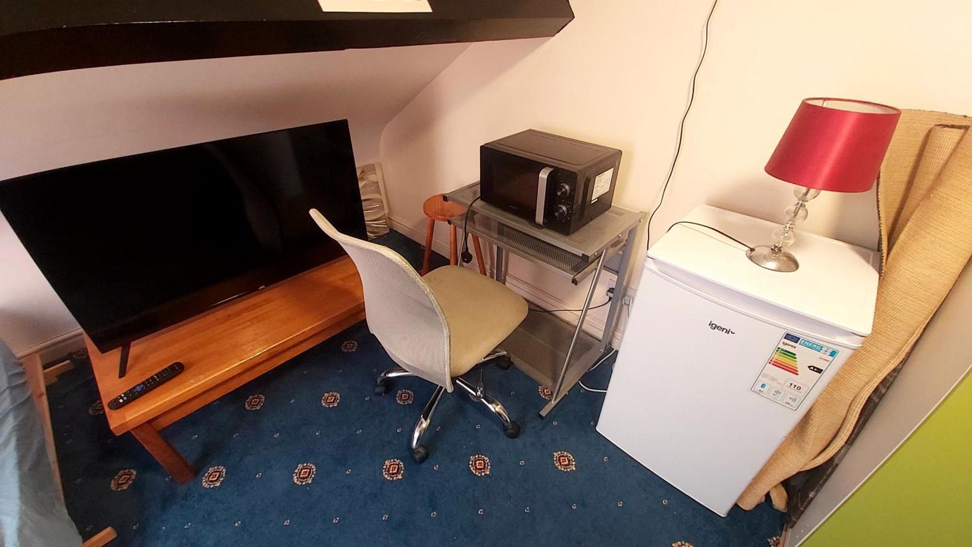 Phoenix Nights Guest House Barrow-in-Furness Exteriör bild